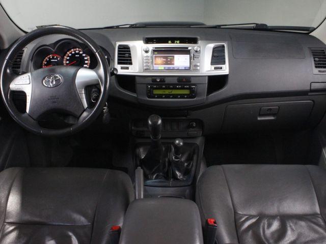Hilux CD SRV 4x4 3.0 8V 116cv TB Diesel Estribo d - Foto 4
