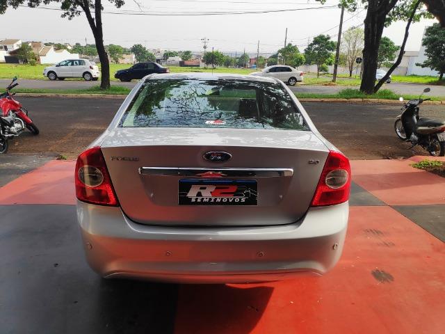 Ford Focus Guia Sedan 2.0 2009 - Foto 11