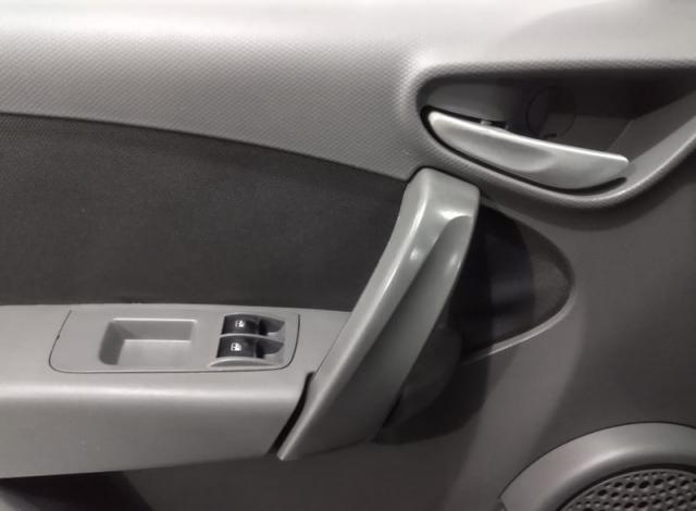 FIAT PALIO ATTRACTIVE 1.4 8V 2013 - Foto 9