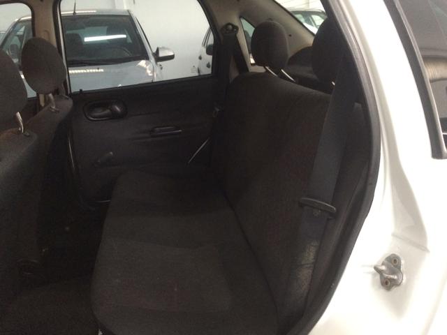 CORSA Classic 1.6 2003 c/ direção hidráulica - Foto 17