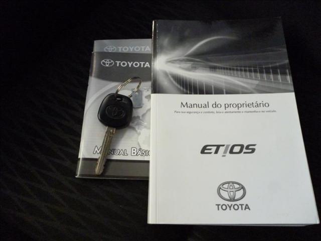 Toyota Etios 1.3 x 16v - Foto 6