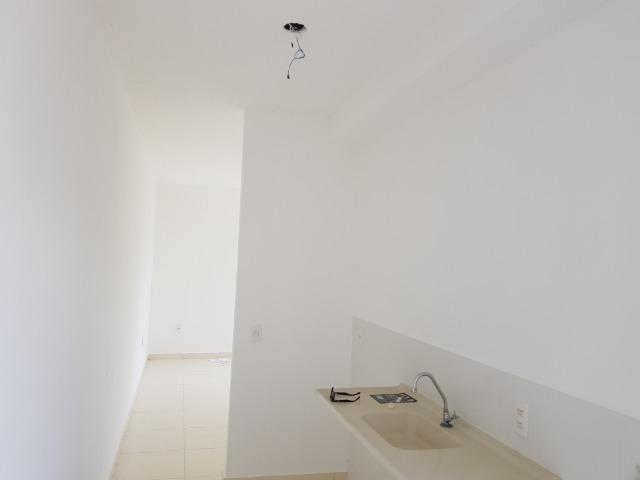 Lindo apartamento no Cd. Villa Jardim de 02 quartos, com area de lazer completa - Foto 2