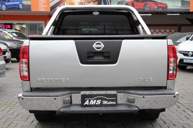 NISSAN FRONTIER SEL CD 4X4 2.5 TB DD AUT - Foto 5