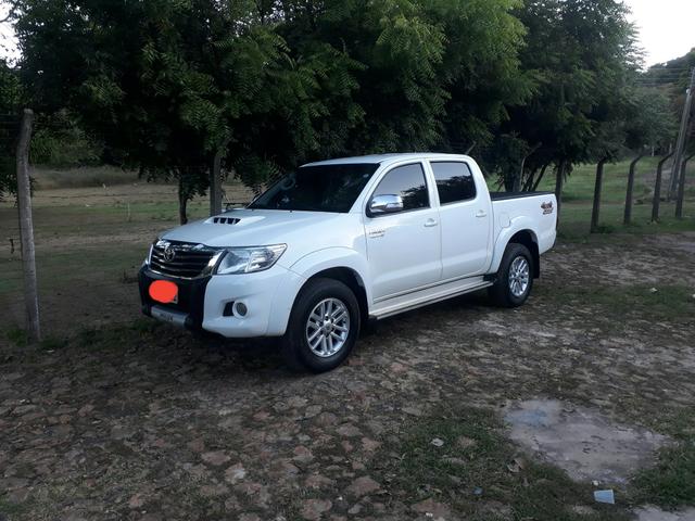 Hilux completa 4x4 diesel com controle de estabilidade , ipva 2020 já pago - Foto 8