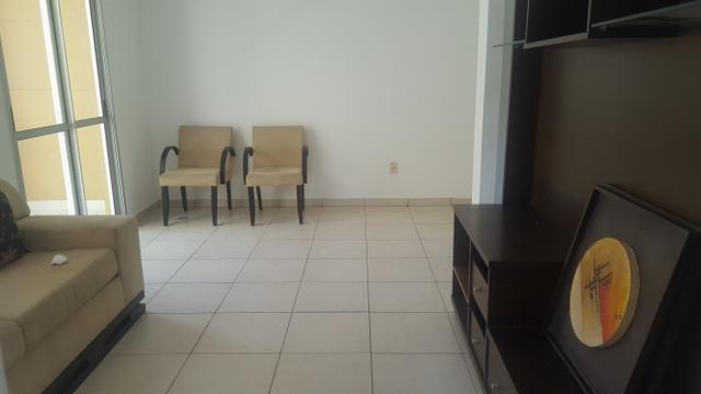 Apartamento semi mobiliado 2/4 com suite em Buraquinho próximo a estrada do coco - Foto 7