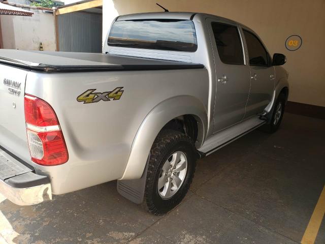 Vendo Hilux 2013 FLEX AUTOMÁTICA 4x4 - Foto 5