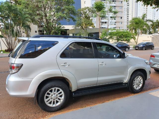 Hilux SW4 3.0 D - 7 lugares - Foto 3
