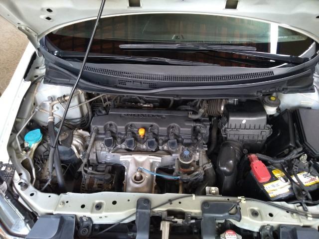 Honda Civic LXS 1.8 13/14 - Foto 17