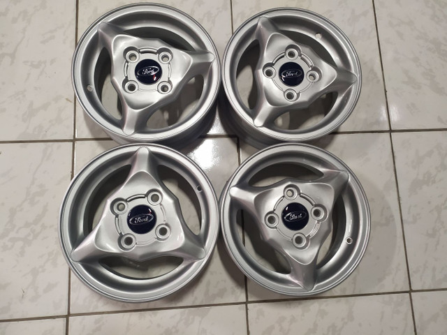 Roda aro 13 Ford - Foto 2