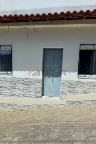 Casa com 02 Quartos no Bairro São Pedro