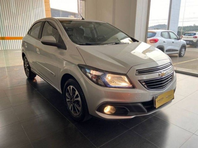 ONIX 2015/2016 1.4 MPFI LTZ 8V FLEX 4P AUTOMÁTICO
