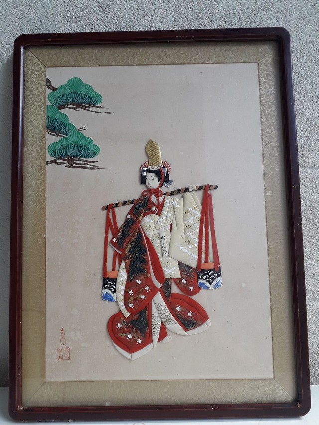 VENDO QUADRO DE TECIDO MULHER DE KIMONO