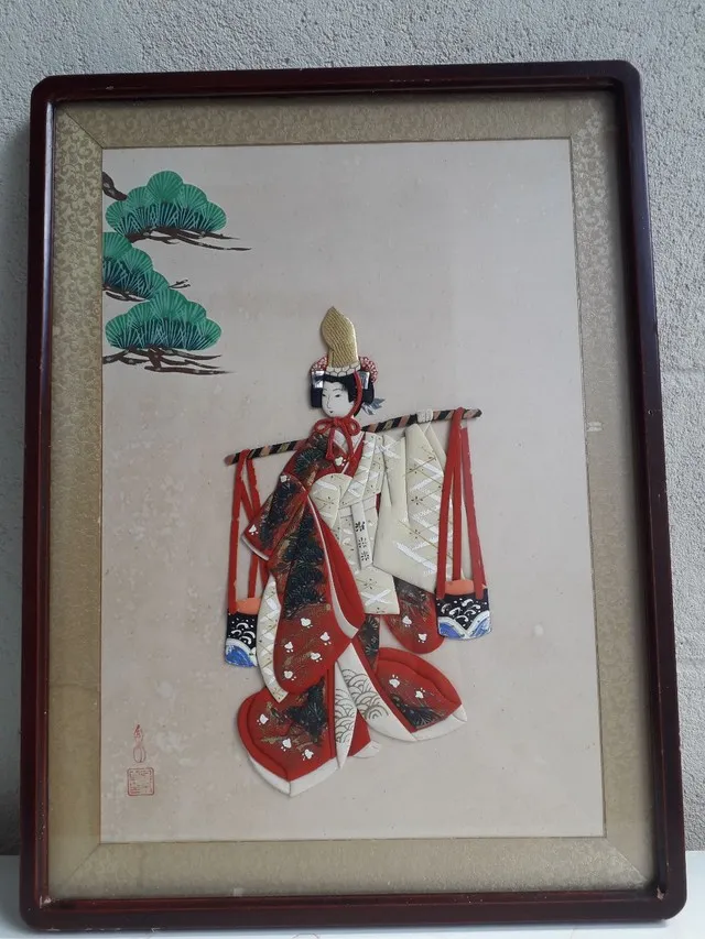 VENDO QUADRO DE TECIDO MULHER DE KIMONO