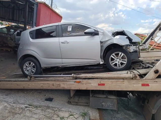 Sucata GM Sonic LTZ 1.6 2013 Manual Para Retirada de Peças  - Foto 2