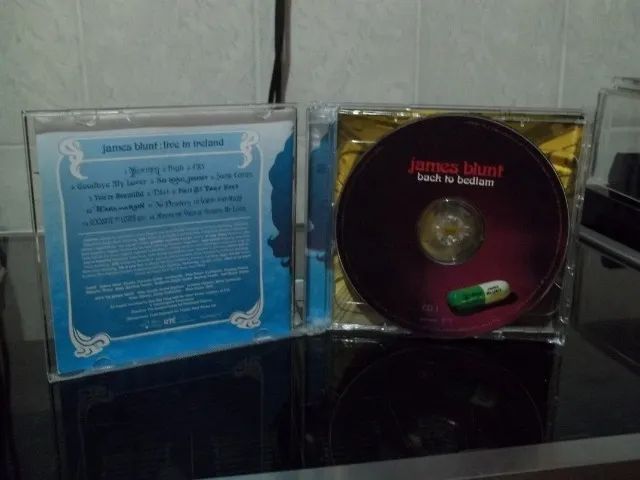 CD James Blunt - Back To Bedlan(Duplo C/Vídeo)-Expanded Edition - Foto 3