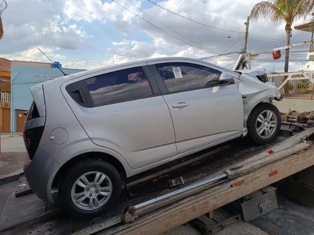 Sucata GM Sonic LTZ 1.6 2013 Manual Para Retirada de Peças  - Foto 3