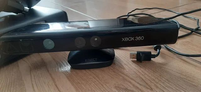 Xbox 360 TRAVADO acompanha Kinect seminovo