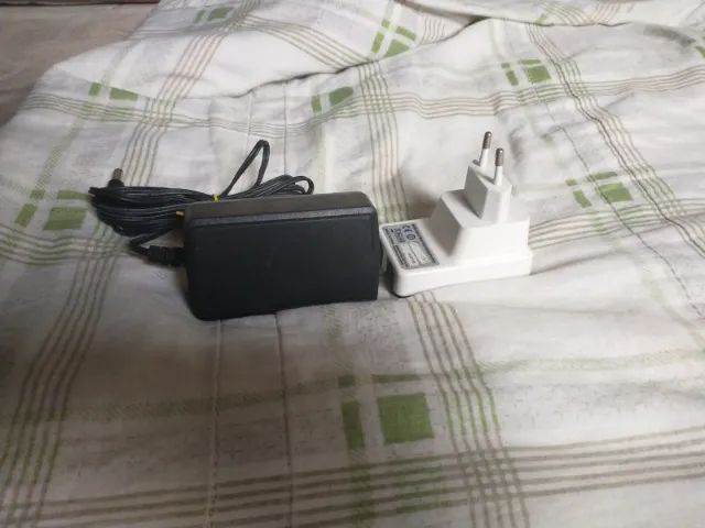 Repetidor de Wifi Wireless-N Mini Router 300Mbps com 2 Entradas para Cabo de Internet(RJ45