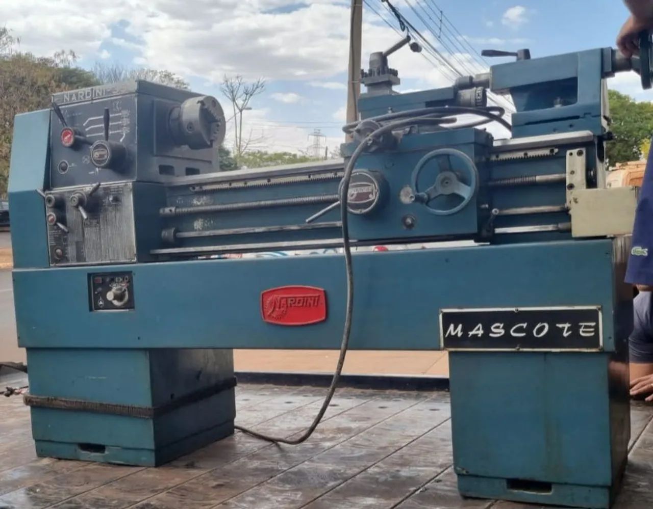 Torno Mecânico Nardini Mascote Furadeira de Coluna 