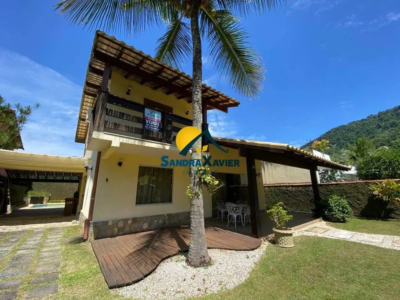 ACONCHEGANTE CASA DE 4 QUARTOS SENDO 1 SUÍTE PARA VENDA EM GARATUCAIA, ANGRA DOS REIS - RJ