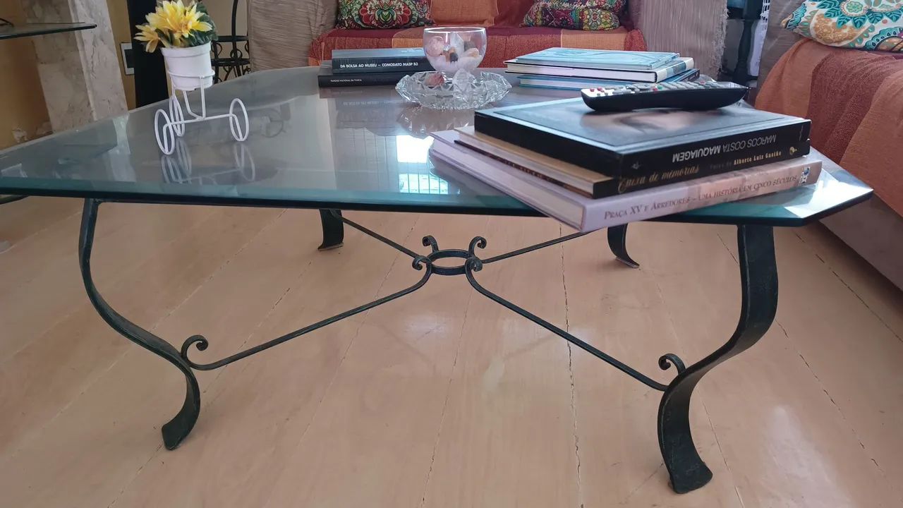 Mesa de centro em vidro blindex e ferro patinado em verde  - Foto 2