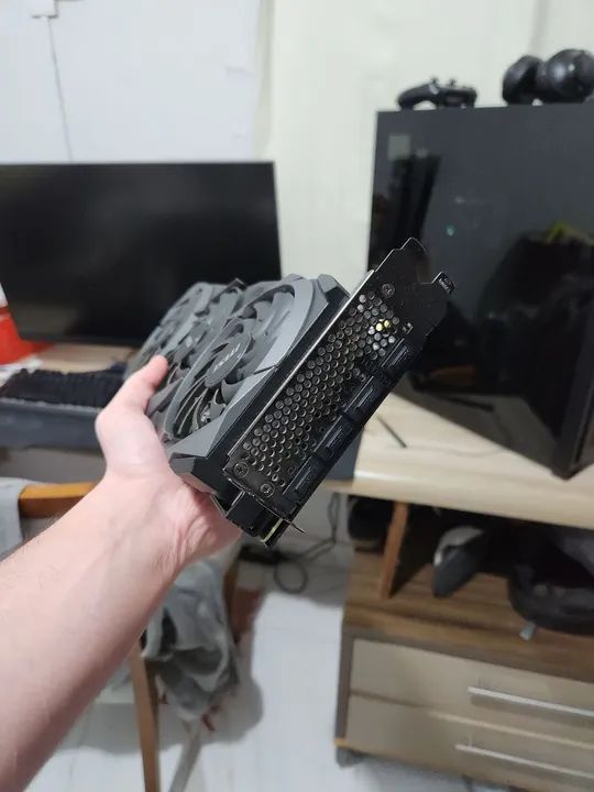 RTX 3070 MSI VENTUS 3X PLUS 8GB - Foto 4