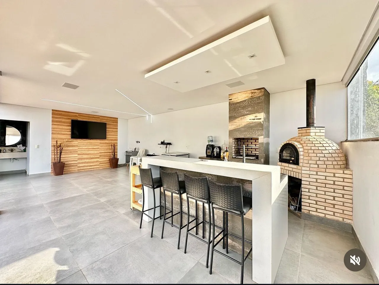 Melhor Condomínio de Arniqueira!!- Casa Alto Padrão 3 Qts (2 suites) Área Gourmet Completa