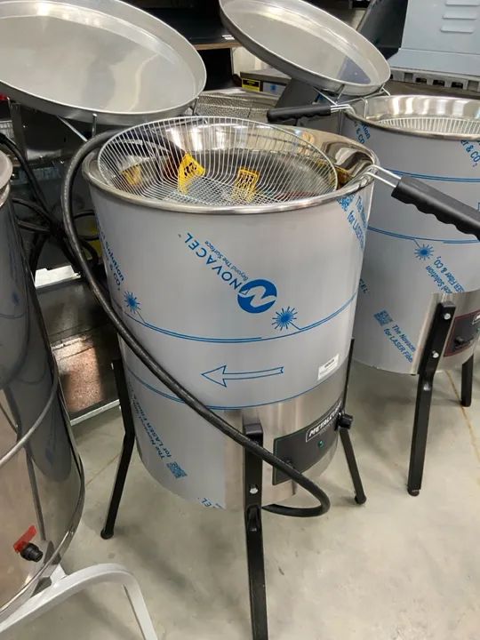 TFOE-25CG TACHO FRITADOR ÓLEO ELÉTRICO CESTO GRANDE - METALCUBAS - Foto 2