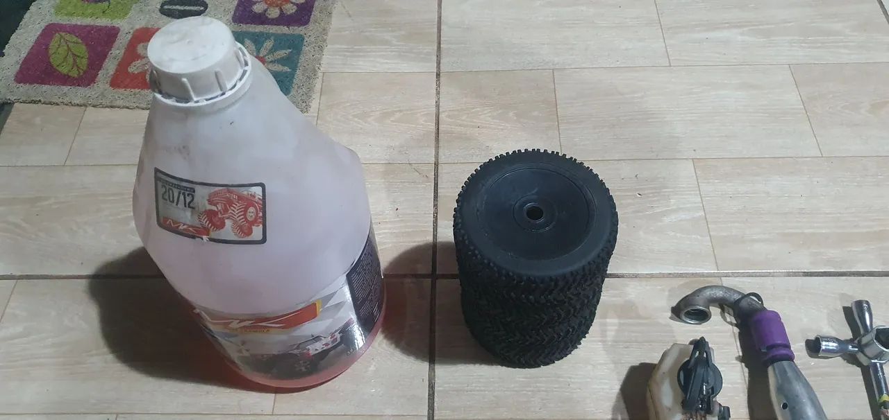 Peças para automodelos 1/8 e 1/5  - Foto 5