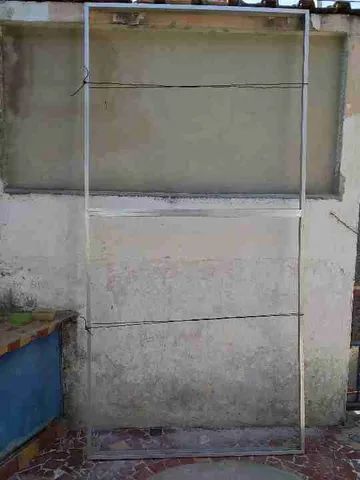 Portal e 4 portas de correr aluminio