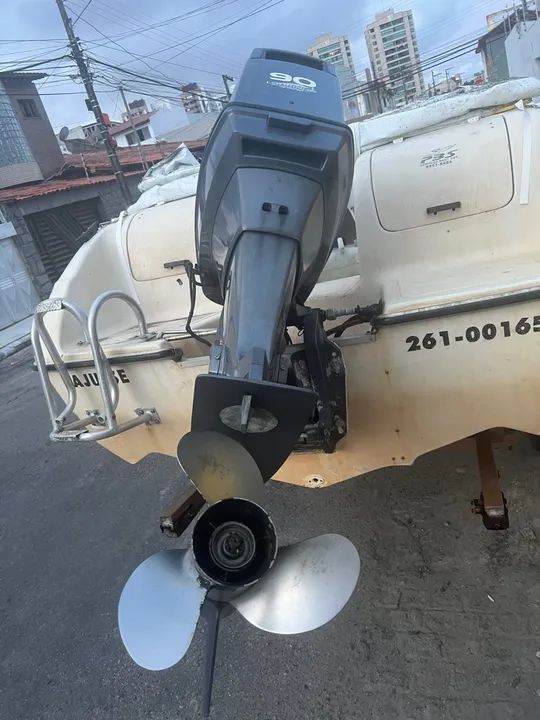 Lancha marca baleoo, motor 90 com 40 hrs, 8+1 - Foto 10