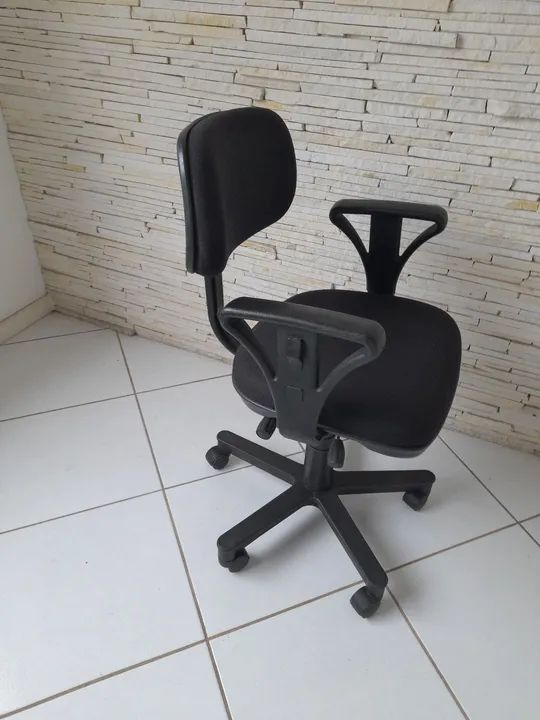 Cadeira de Escritório giroflex  - Foto 3
