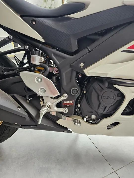 YAMAHA YZF R3 60th ANNIVERSARY ABS - Foto 5
