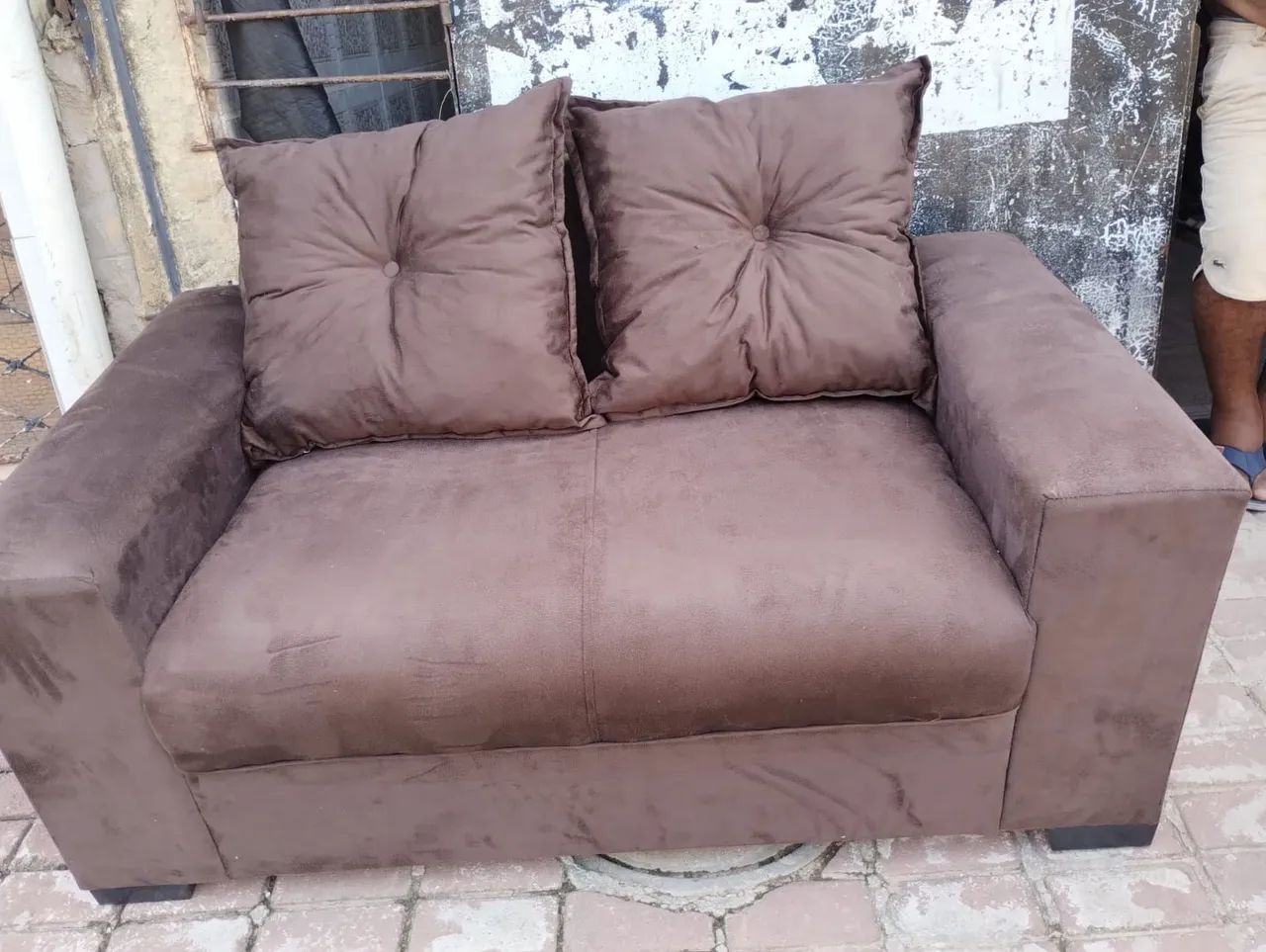 Sofa almofadado 2 lugares de fábrica  - Foto 2