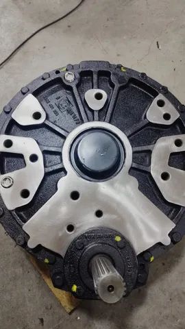 Cubo Redutor Colheitadeira MF32 MF5650 MF34 Moderna e Antiga  - Foto 3