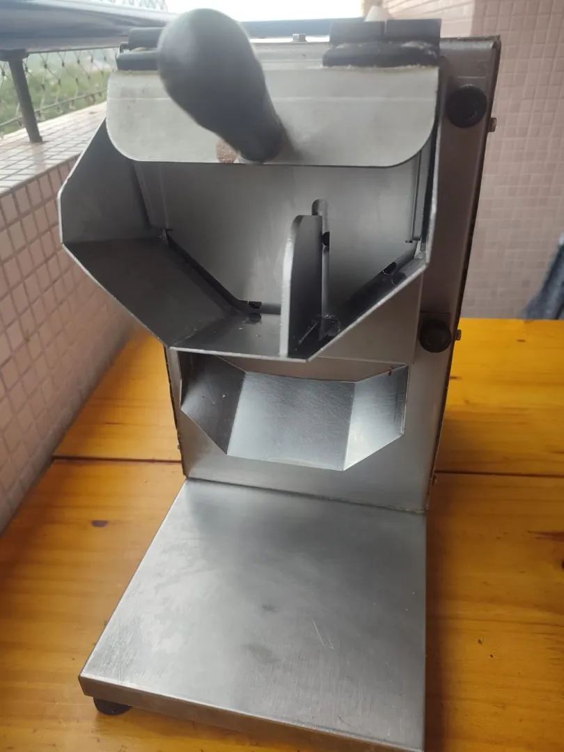 Máquina Profissional de ralar Mussarela ndustrial - Foto 2