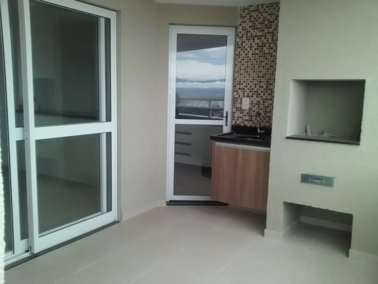 Apto para LOCAÇÃO possui 114 m² com 3 quartos, Jd Bom Conselho- Taubate- SP - Foto 4