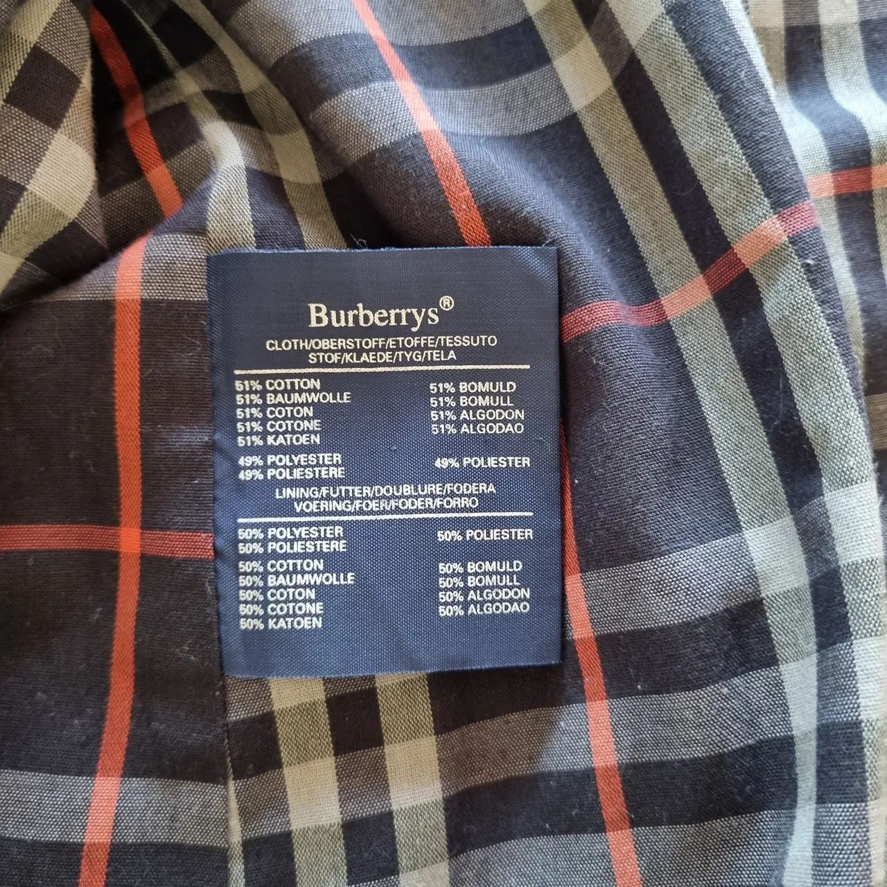 Trench Coat Burberry's P - Roupas - São João do Rio Vermelho