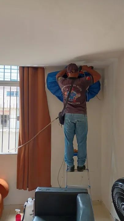 Instalação Manutenção Limpeza Split Profissional  - Foto 3