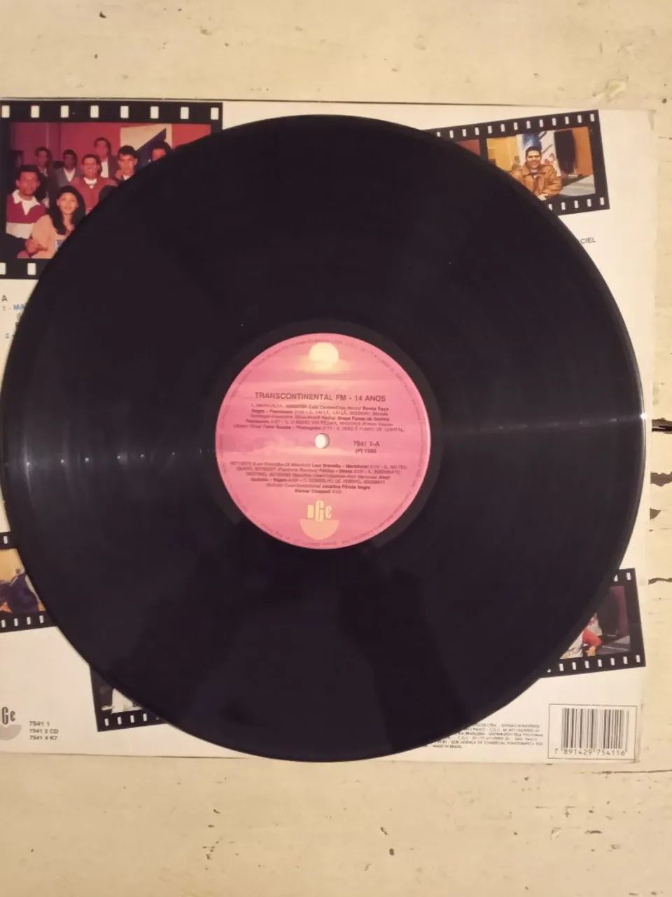 Disco de vinil - Transcontinental FM 104,7  - Foto 4