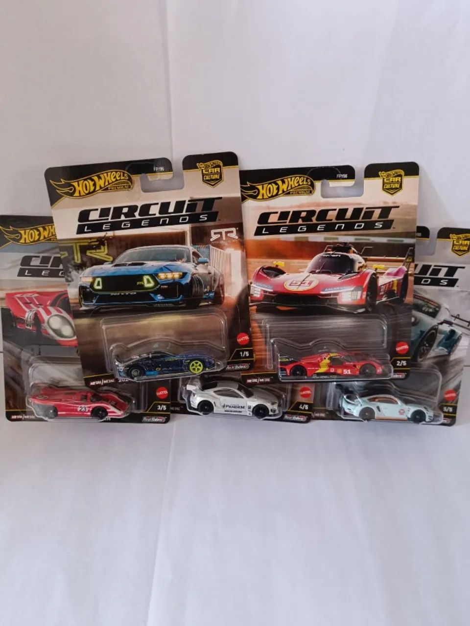 Hot Wheels Set 5 miniaturas - Circuit Legends