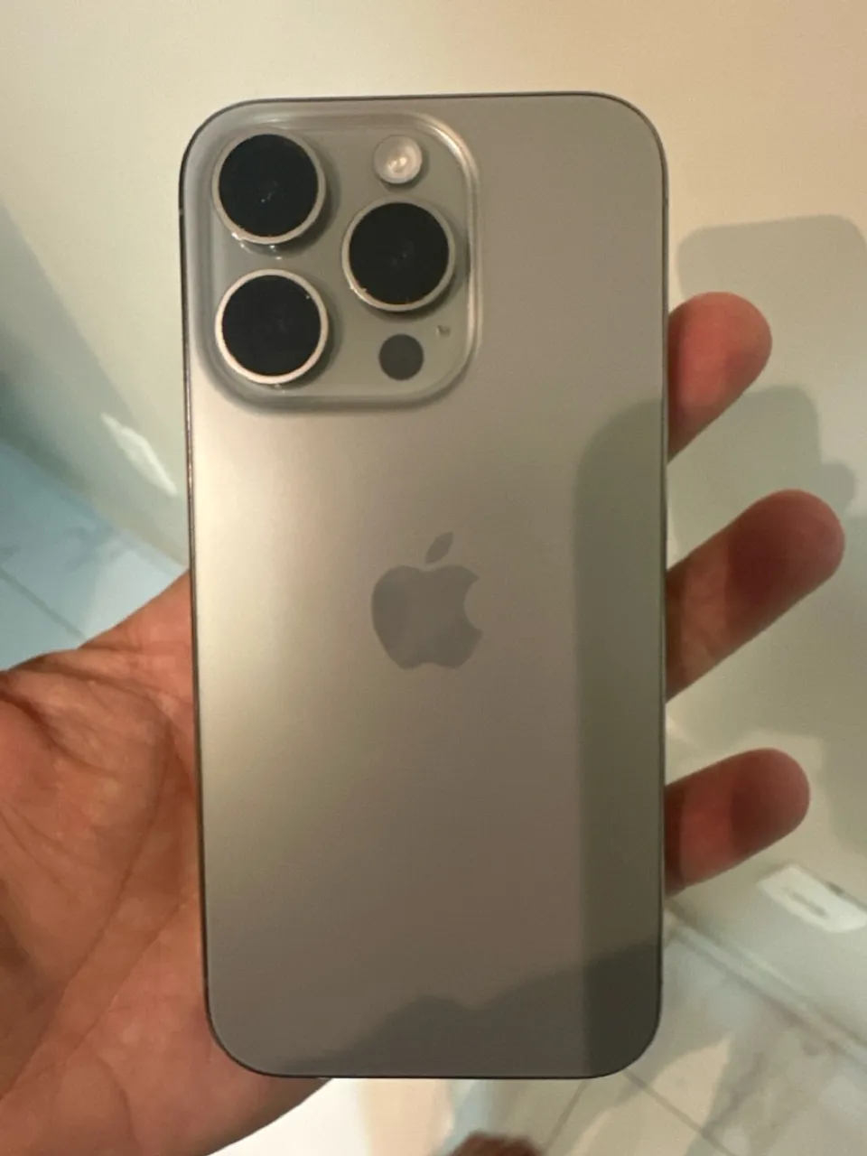 Vendo Iphone 15 Pro 256gb bateria 90%