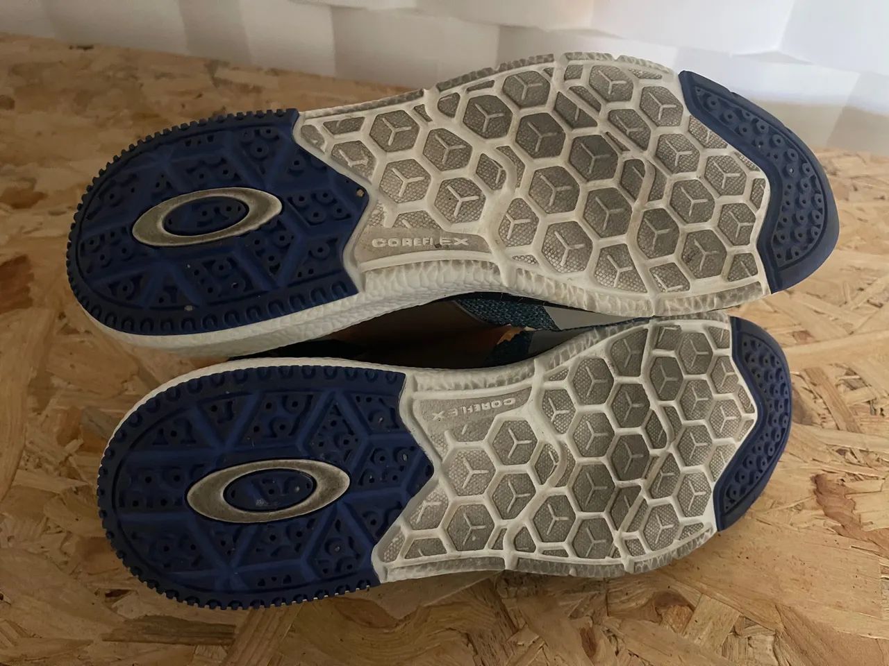 Tênis Oakley original 41 - Foto 4