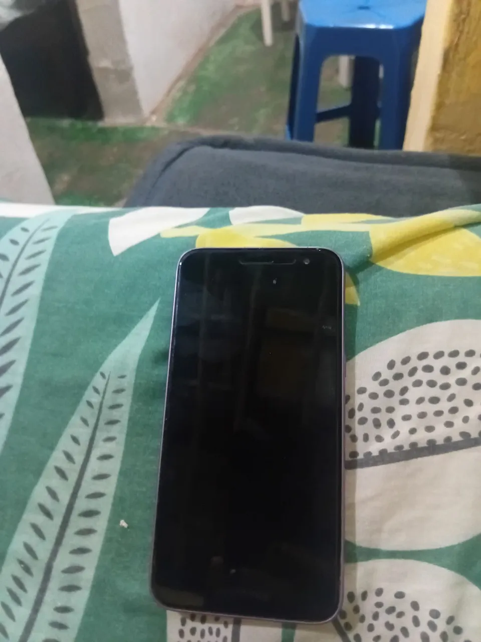 Vendo esse por 50 reais esse cel samsung j2 prime em prefeito estado