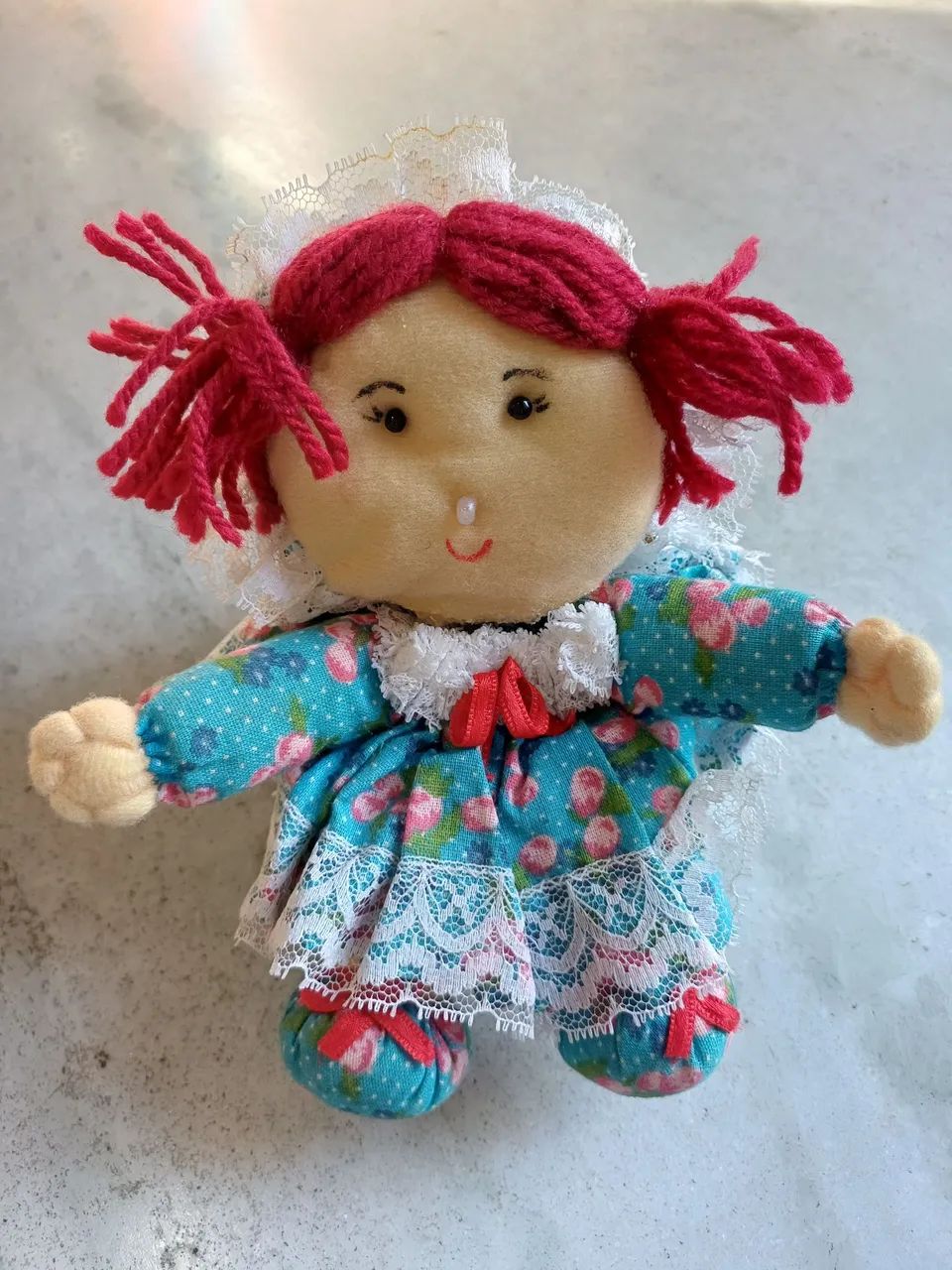 Linda boneca de pano artesanal 