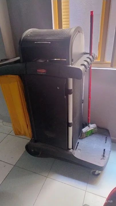 Carrinho de limpeza - Ideal para empresas! - Foto 4