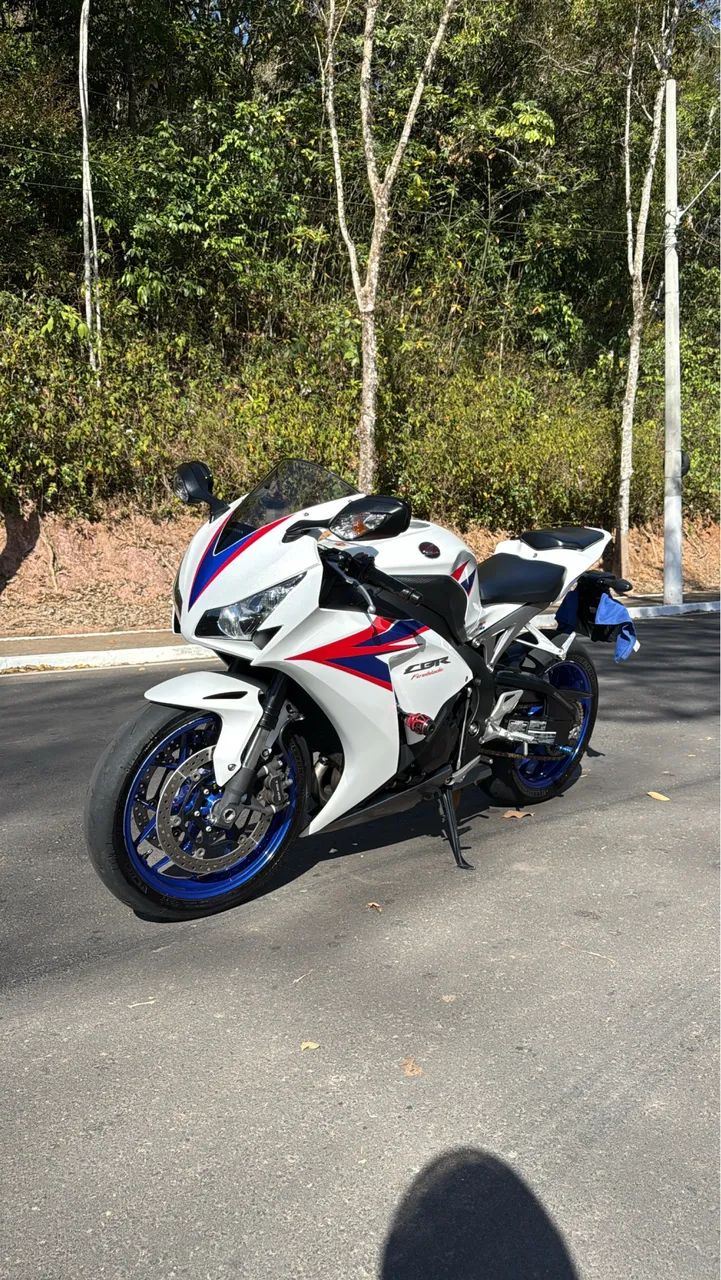 Honda 1000 RR Fire Blade 2012 - 1455893290 | OLX