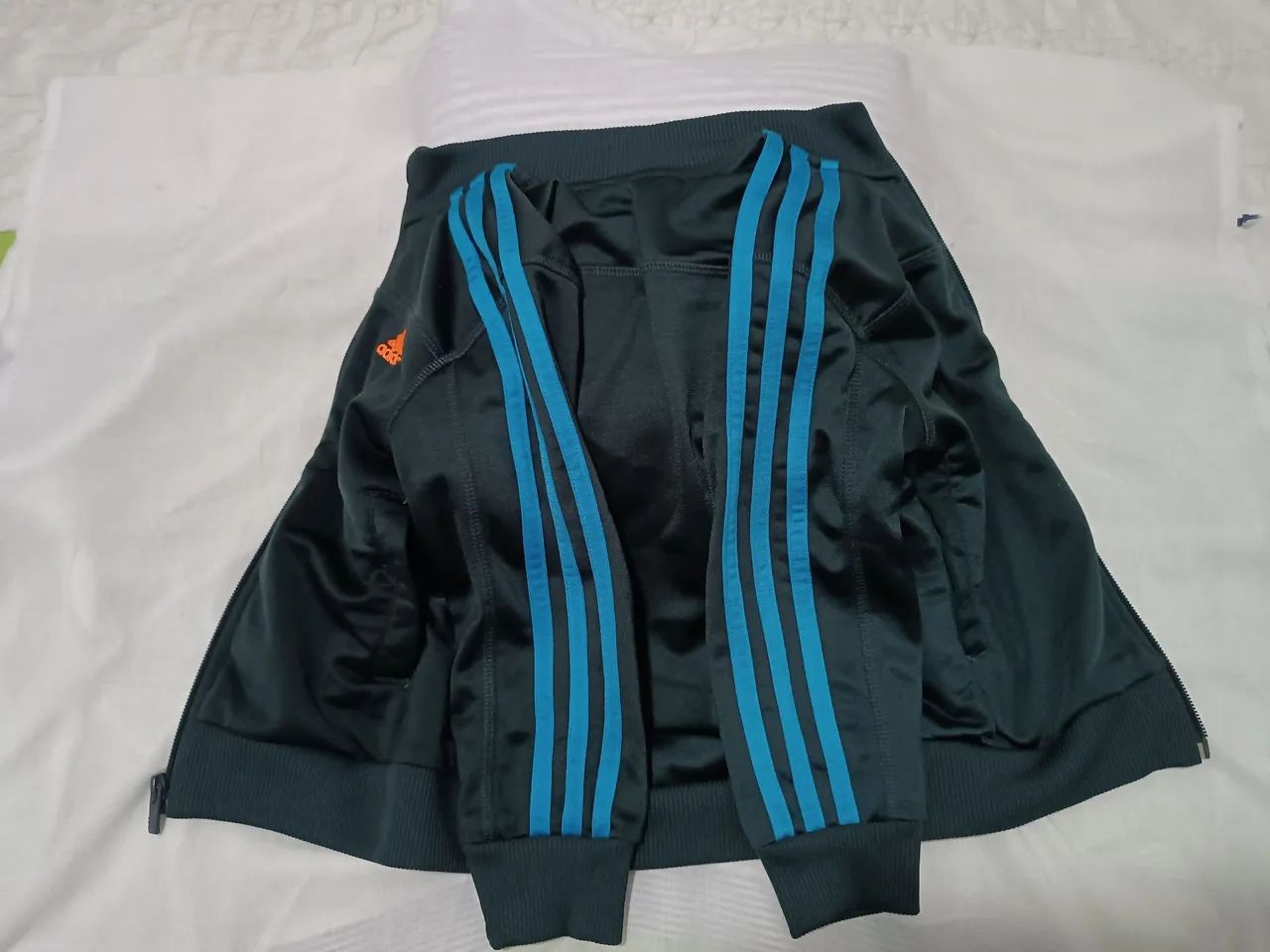 Jaqueta Adidas Essentials Esportiva, 3 Listras. - Foto 2