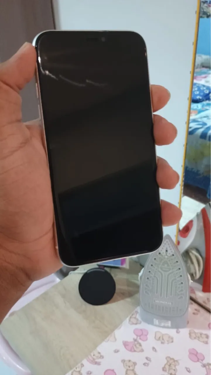 V/T este iPhone 11