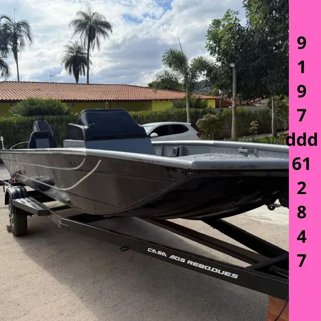 Barco para Pesca Esportiva - Leve e Ágil